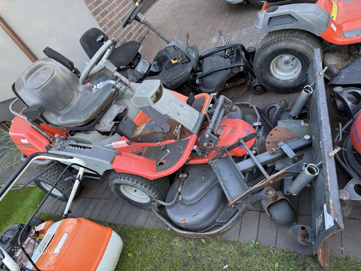 2 vnt. Husqvarna Pf21 Awd 21hp Kawasaki