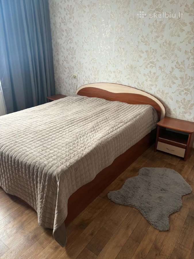 Miegamojo kambario komplektas su komoda