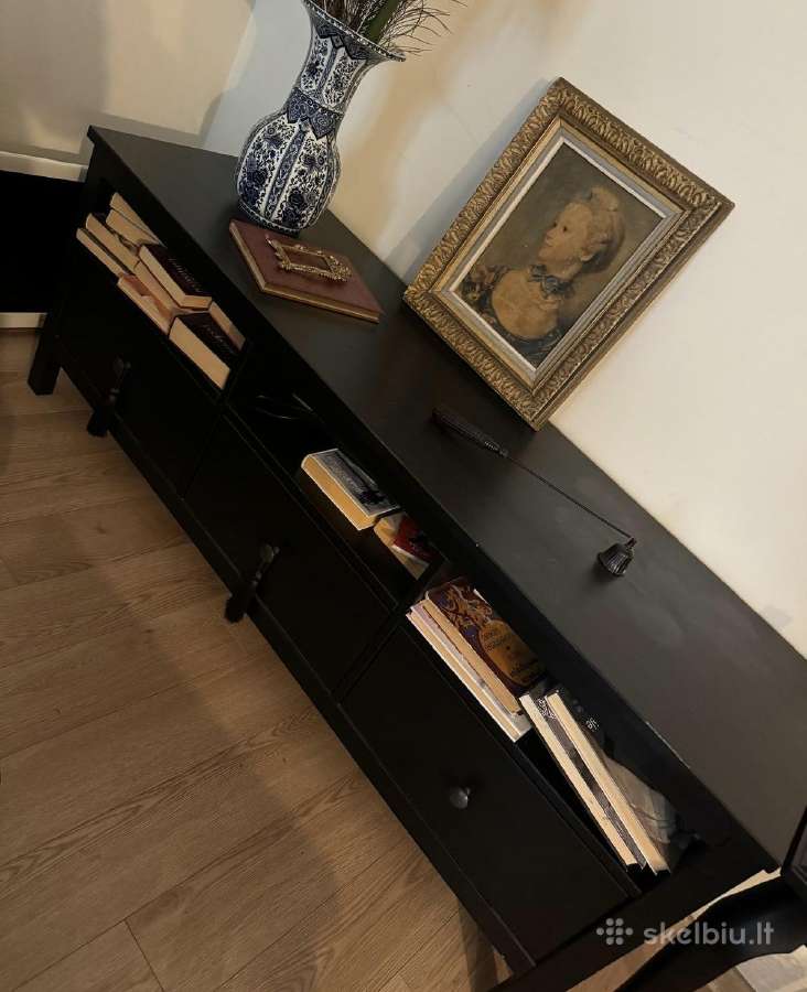 Žemo aukščio komoda