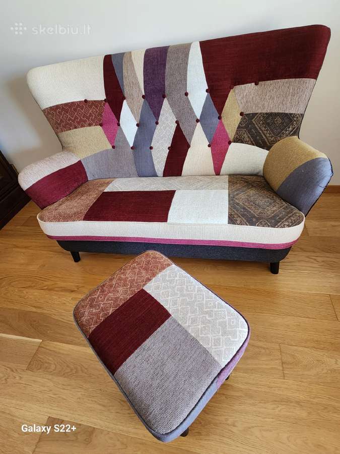 Vilmers sofa ir pufikas
