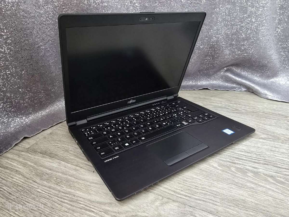 Lengvas ir greitas ultrabookas fujitsu U7410