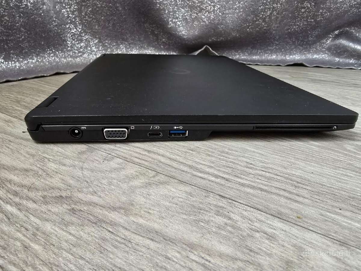 Lengvas ir greitas ultrabookas fujitsu U7410 - nuotraukos Nr. 4