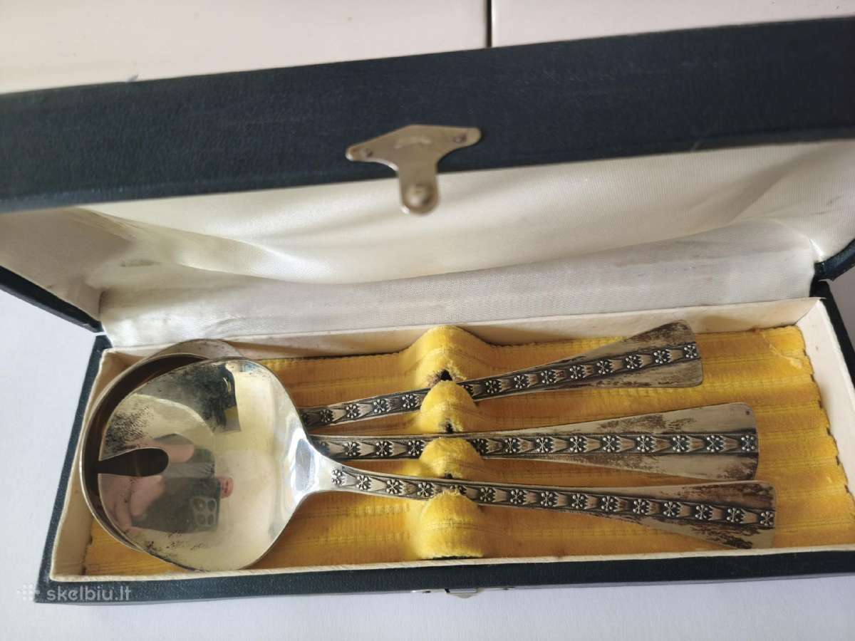 Sidabriniai šaukštai 916praba