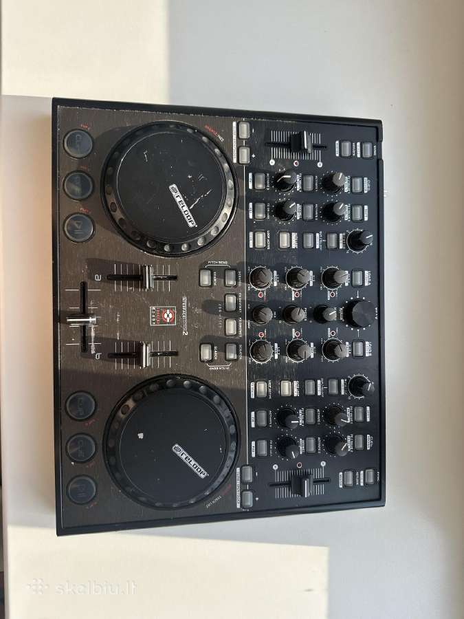 Reloop Digital Jockey Pro Traktor Controller - nuotraukos Nr. 3