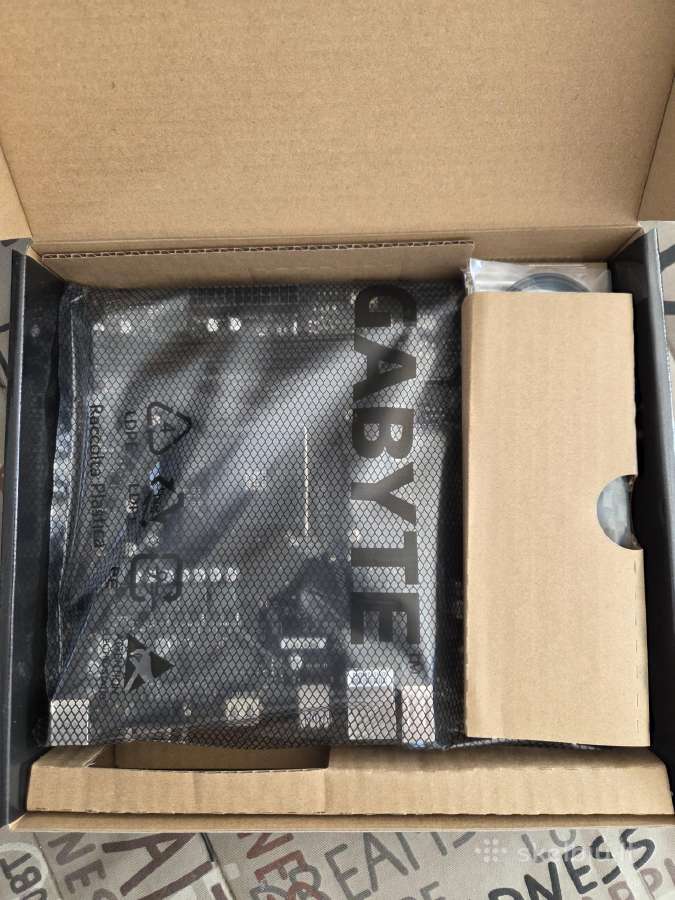 Tvarkinga Ryzen 5 4600g dėžė - nuotraukos Nr. 19