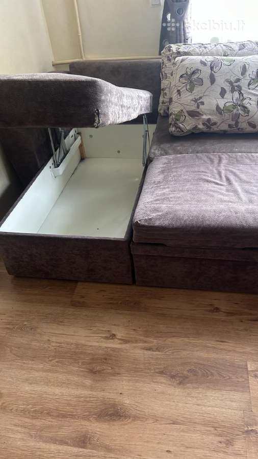 Dovanoju sofa lovaišsivežti patiem .Klaipėda
