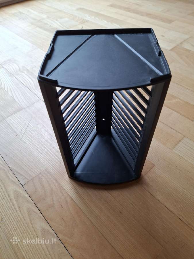Parduodu CD dėklus