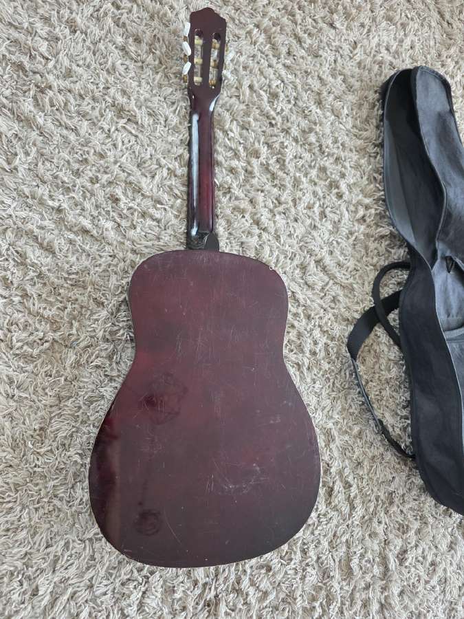 Gitara su dėklu - nuotraukos Nr. 3