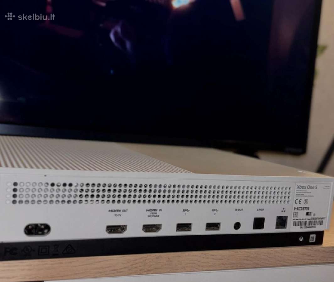 Parduodu Xbox One S žaidimų konsolę - nuotraukos Nr. 3