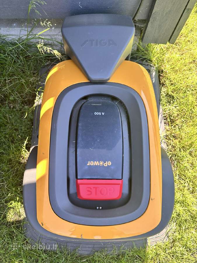 Bevielis vejos robotas Stiga A500
