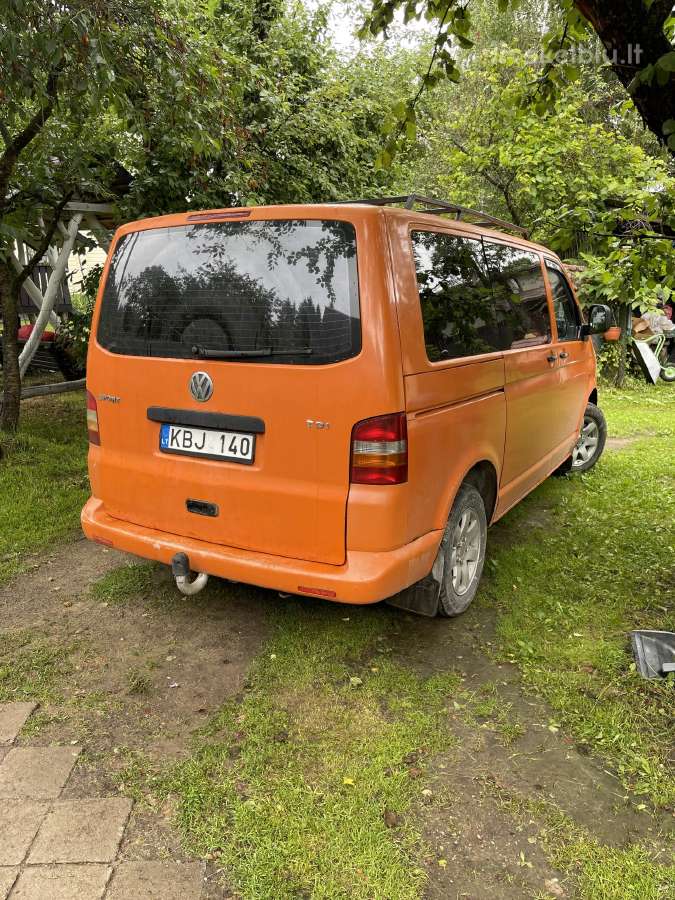VW tansporter 9 vietu su kondicioneriumi