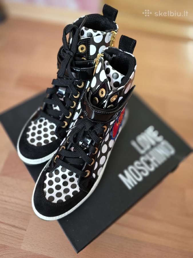 Moschino Love aulinukai