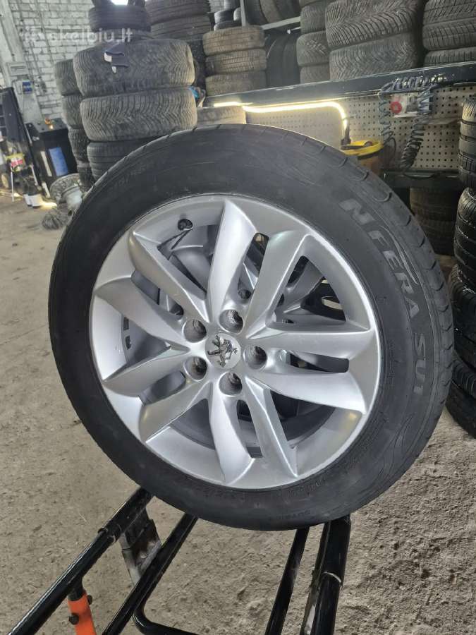 Peugeot r17 5-108 diskai su vasarinem padangom