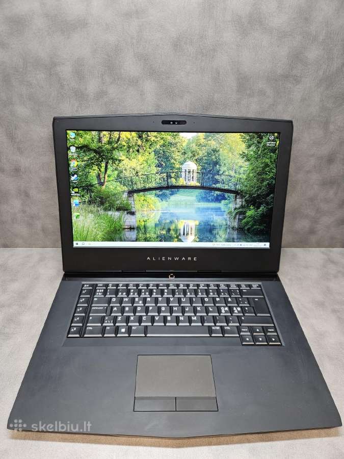 Dell/15.6"fhd Ips/i5-7300hq/16r/512ssd/gtx1060 6gb