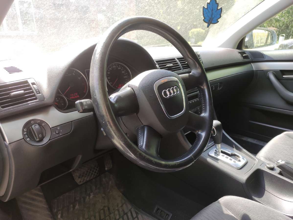 Parduodu tvarkinga Audi a4 b7 2006 2.0 benzinas - nuotraukos Nr. 8