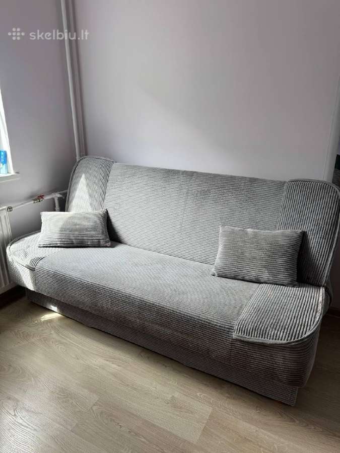 Parduodama sofa-lova su patalynės dėže