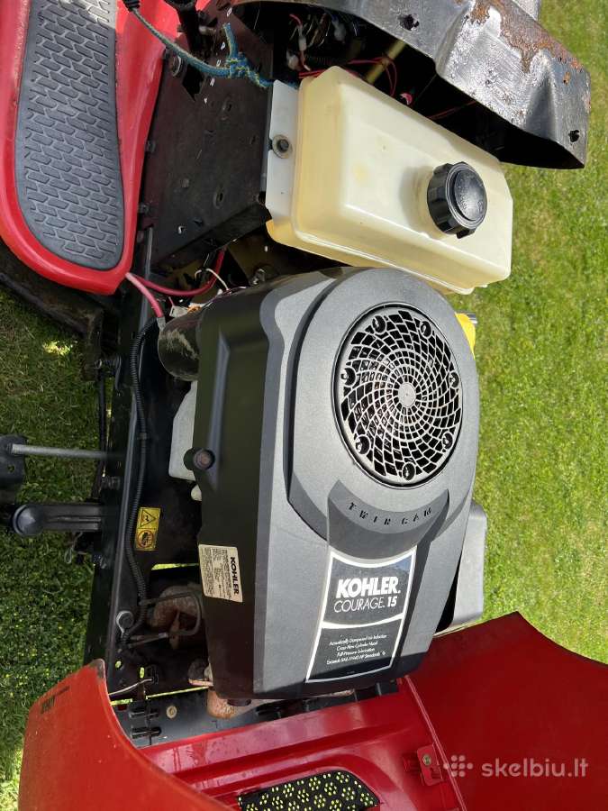 Jonsered 15 Hp sodo traktoriukas - nuotraukos Nr. 5