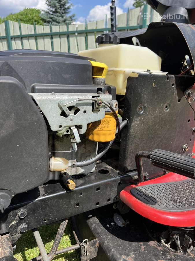 Jonsered 15 Hp sodo traktoriukas - nuotraukos Nr. 6