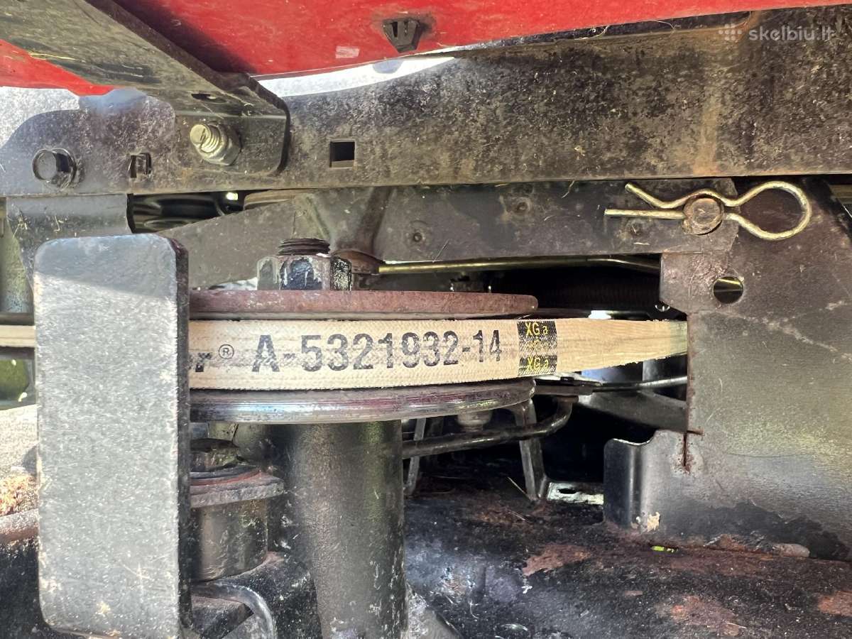 Jonsered 15 Hp sodo traktoriukas - nuotraukos Nr. 10