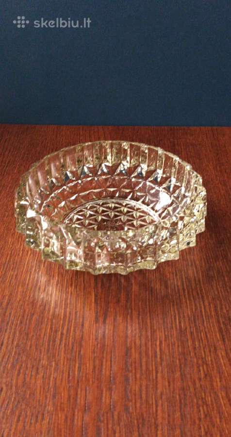 Vintažinė vazelė, 15cm skersmuo, Uršelskio