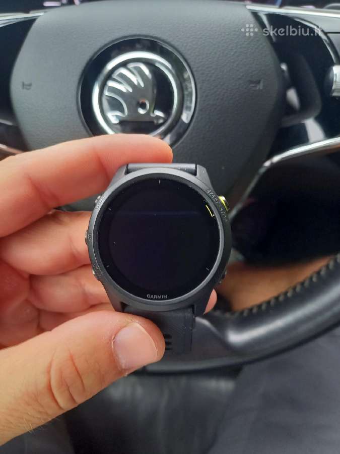 Garmin Forerunner 745