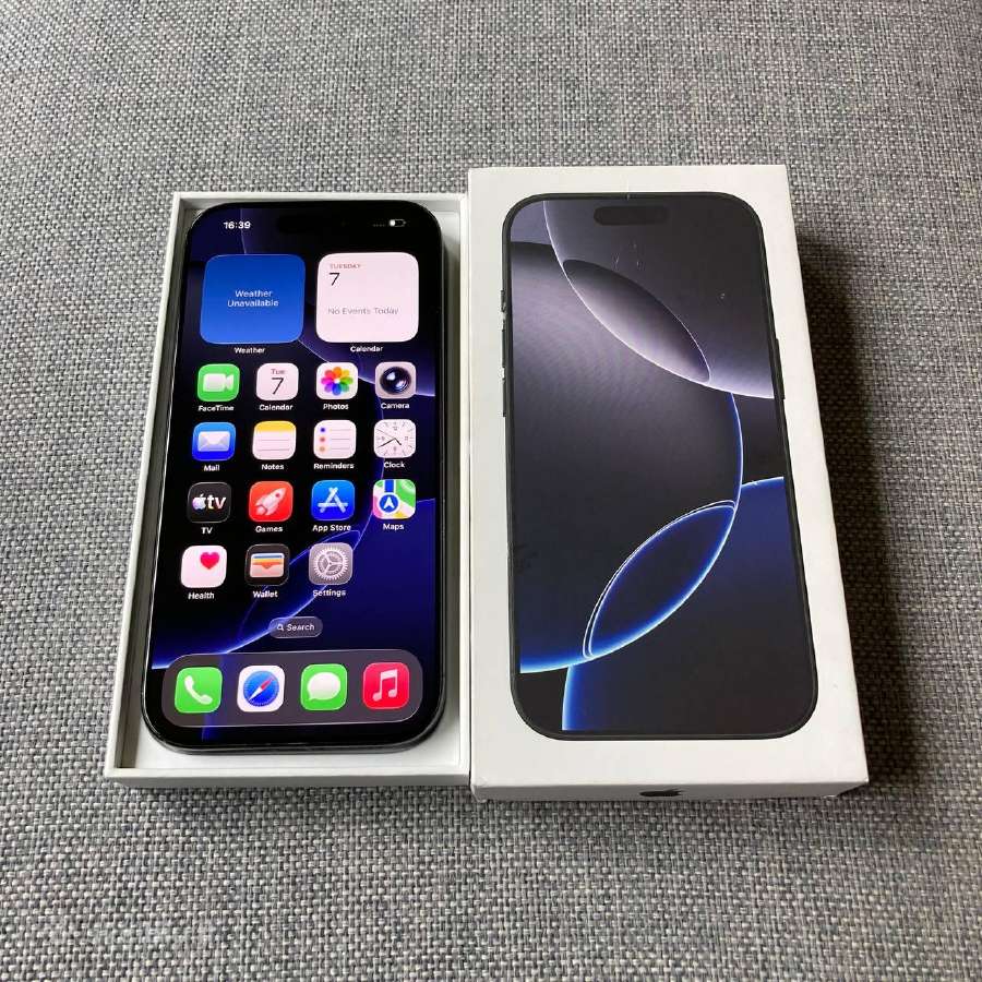 Apple iPhone 16 Pro 128gb Black Titanium