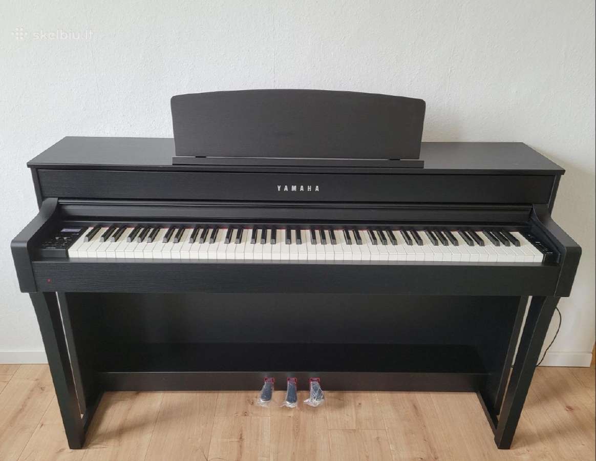 Clavinova Yamaha Clp-645b
