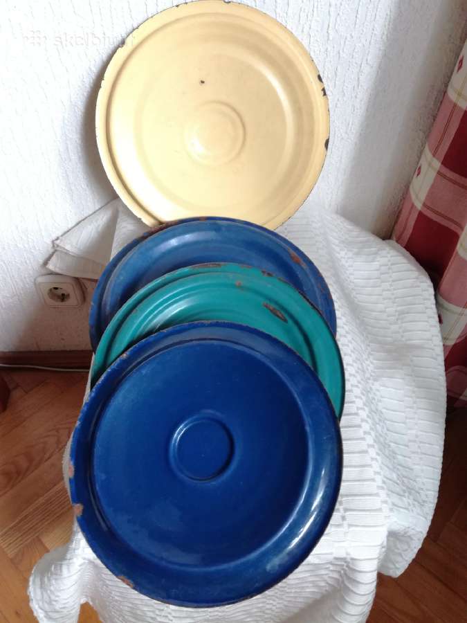 Labai seni emaliuotų puodų dangčiai - nuotraukos Nr. 6