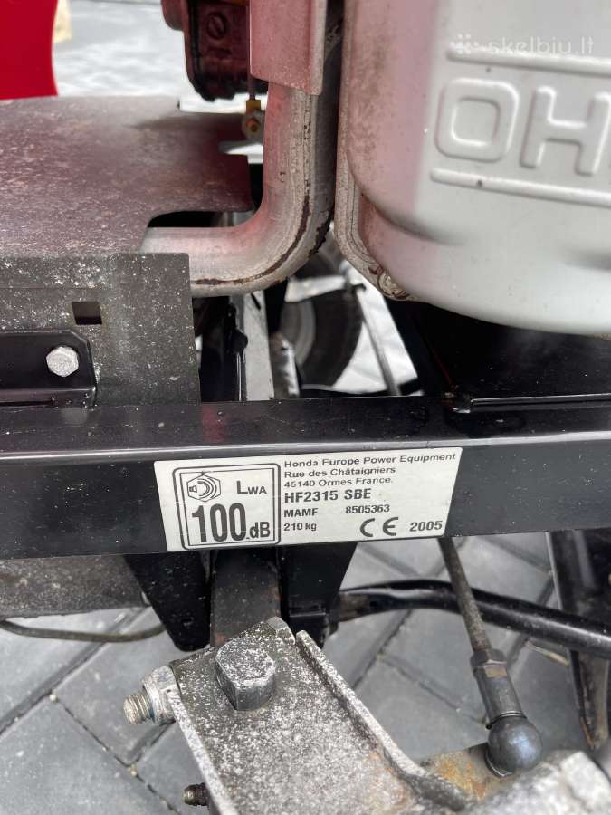 Sodo traktoriukas Honda 2315 V-twin - nuotraukos Nr. 9