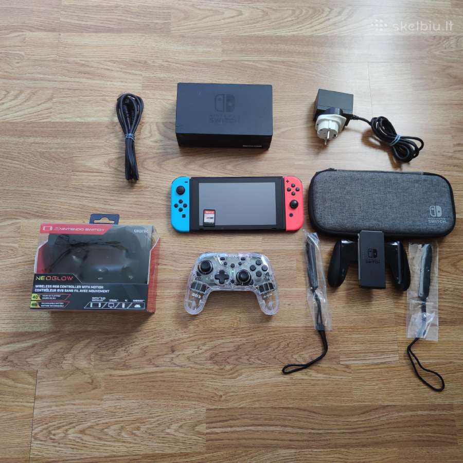 Nintendo Switch 32gb + vibrodžojstikas + Nba2k18