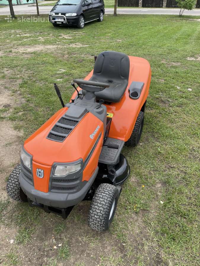 Sodo traktoriukas Husqvarna Ct151