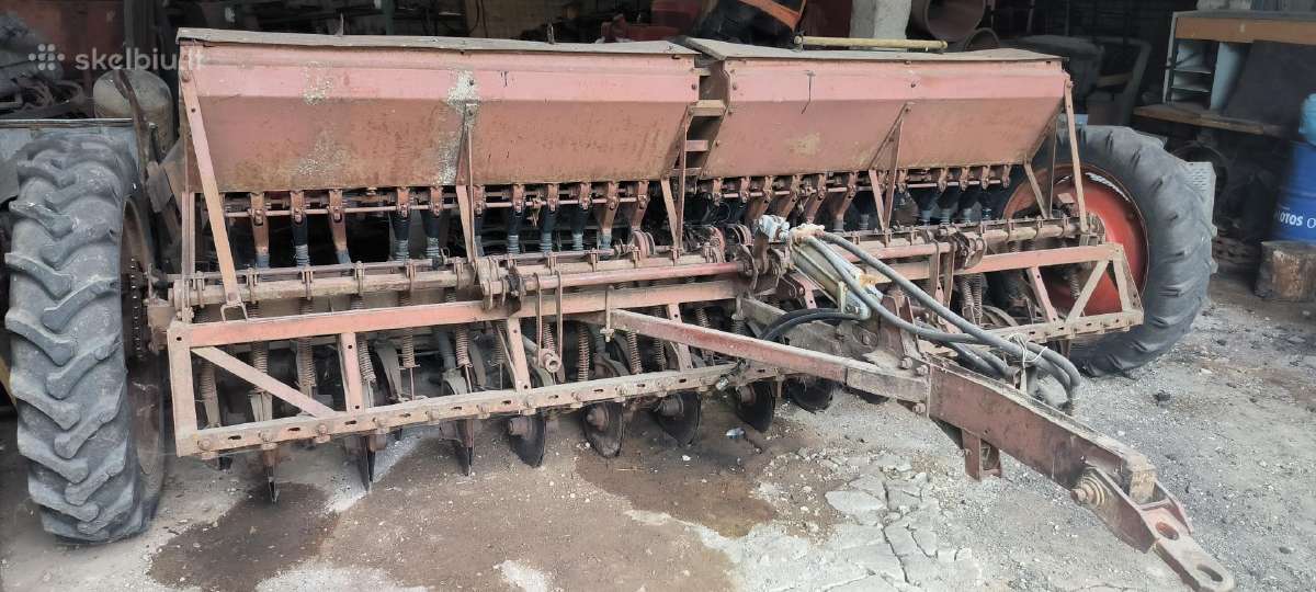 Parduodama žemės ūkio technika - nuotraukos Nr. 18