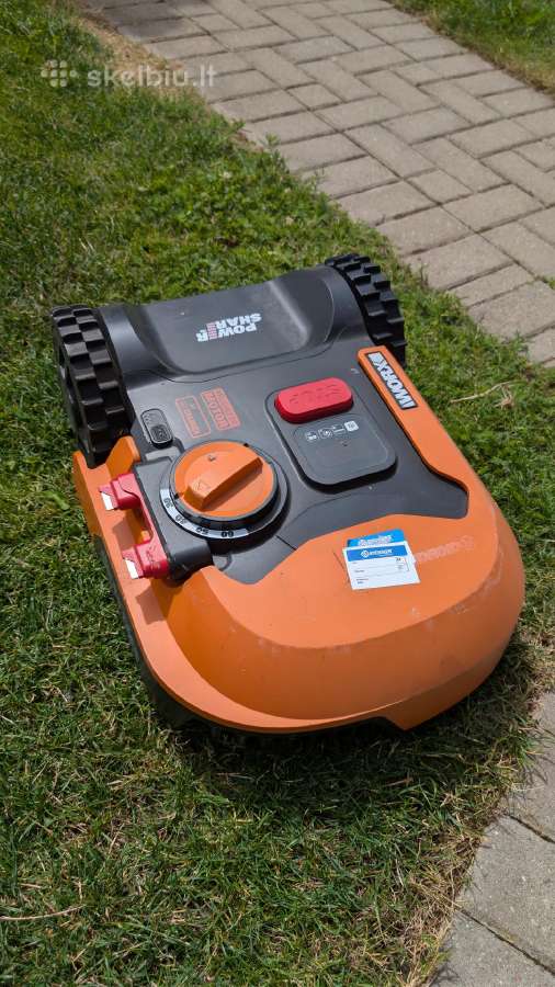 Vejos robotas Worx Landroid M500