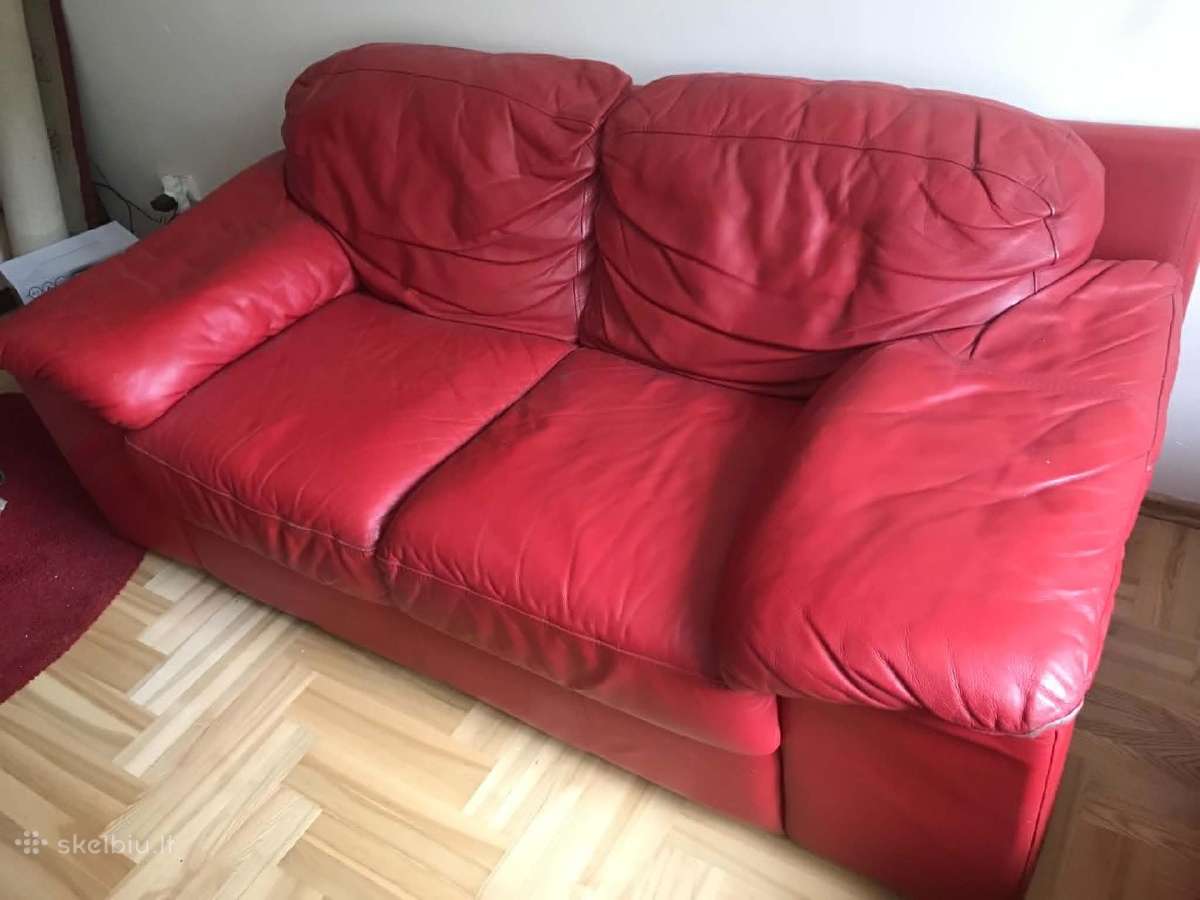 Parduodami natūralios odos baldai