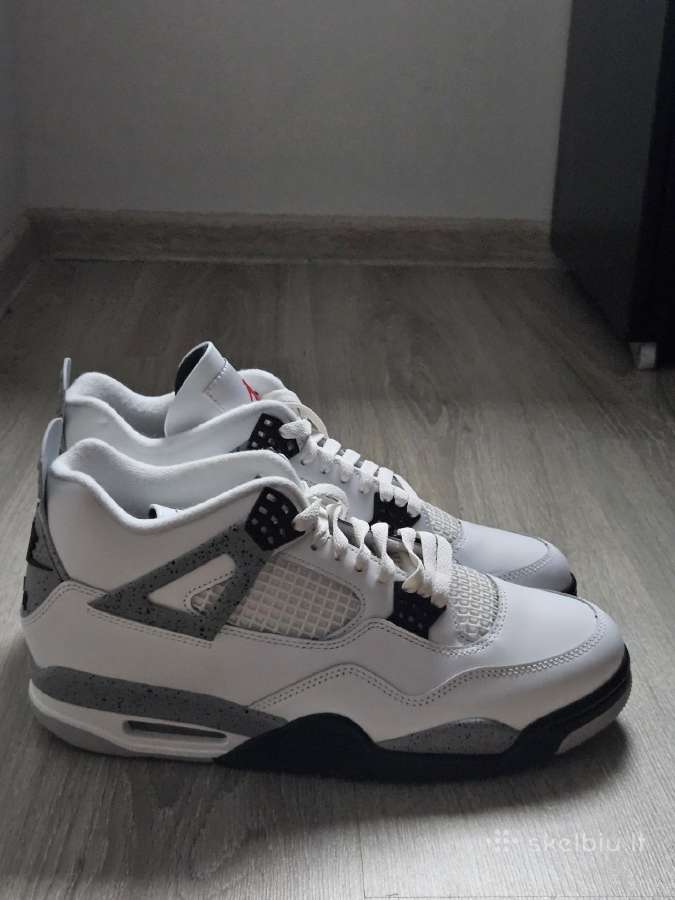 "Aj4 White Cement" nenešioti 45 dydžio