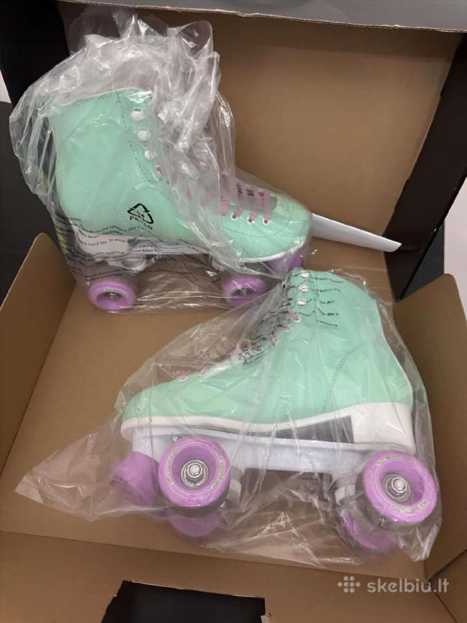 Parduodu dvi poras keturračių riedučių Quad Skates - nuotraukos Nr. 2