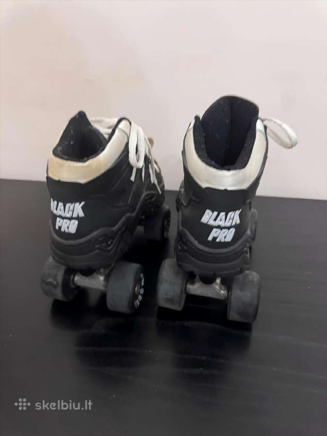 Parduodu dvi poras keturračių riedučių Quad Skates - nuotraukos Nr. 3