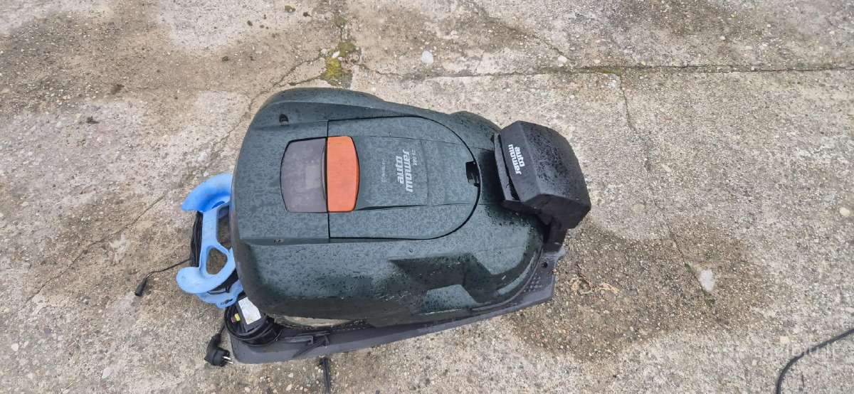Žolės pjovimo Robotas Hygsvarna auto muwer 22ac