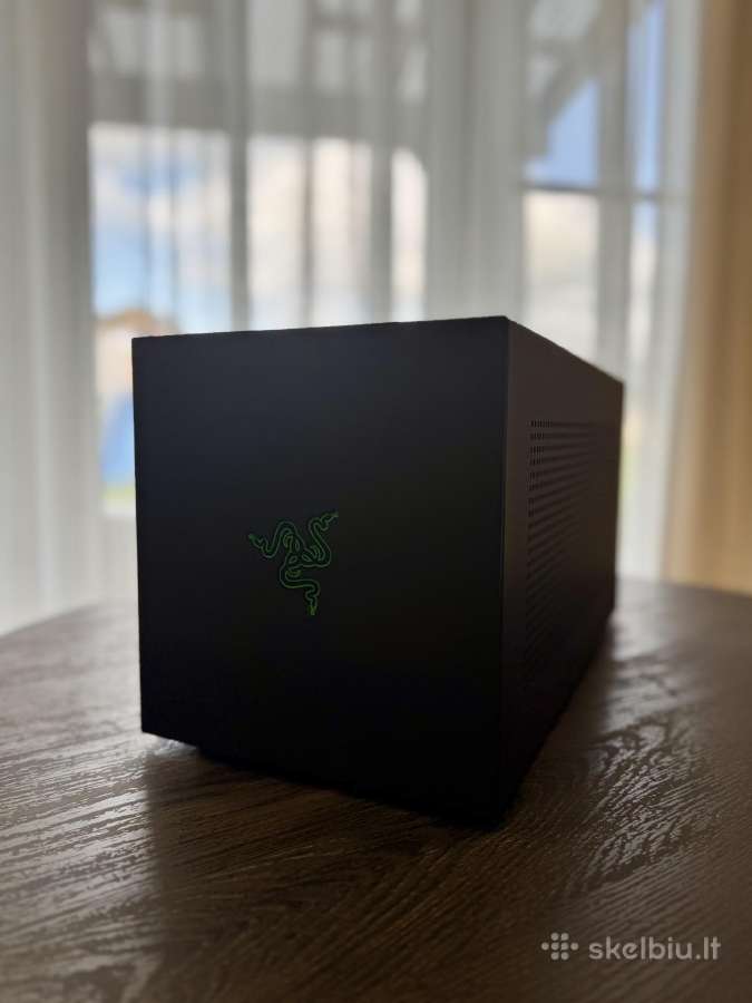 Razer Core X V2 egpu + Psu dovanų!