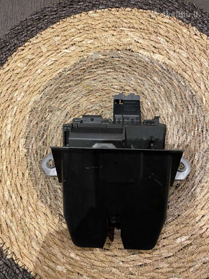 Volvo“ bagažinės spyna 8n51-f442a66-ac - nuotraukos Nr. 3