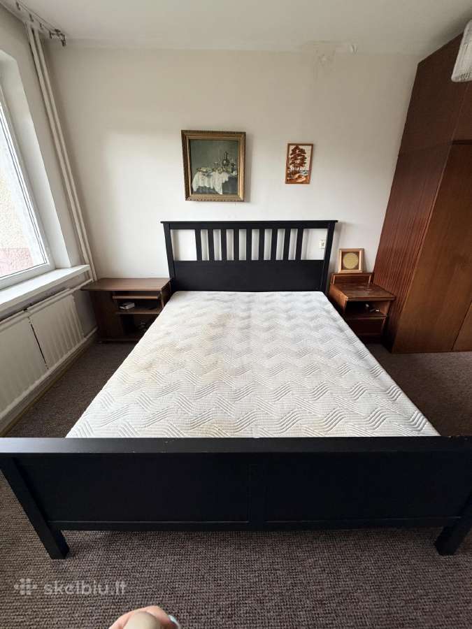 Dvigulė lova su čiužiniu – 30 €