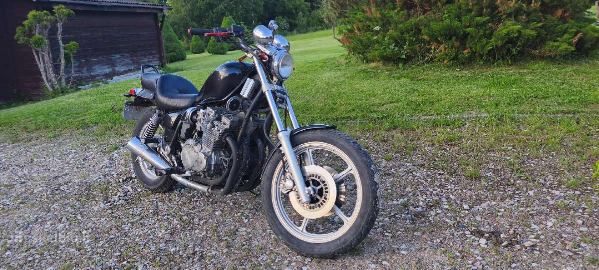 Yamaha Xj700, 700cc, čioperiai - nuotraukos Nr. 3