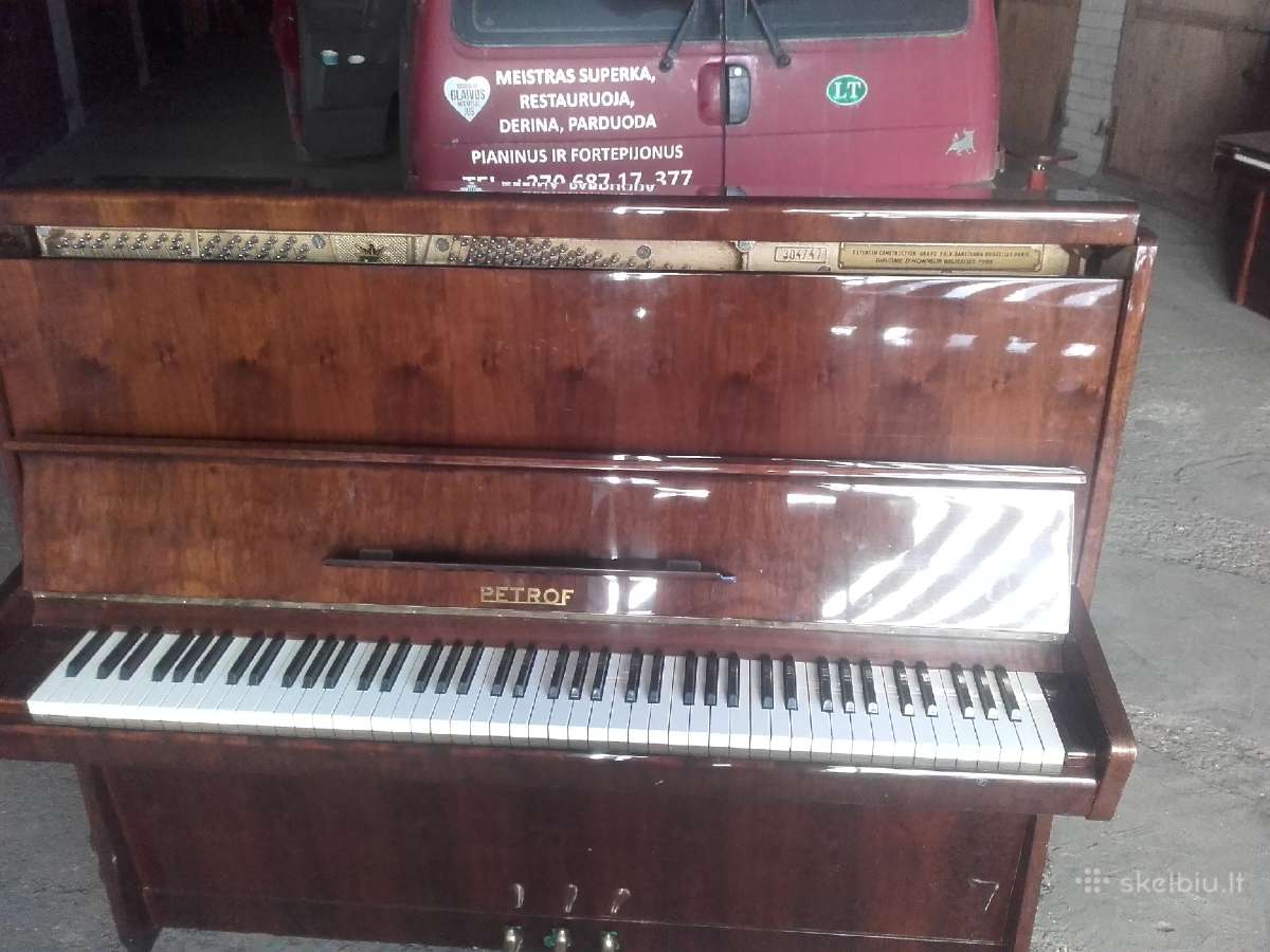 Parduodu koncertini pianina Petrof | Skelbiu.lt Parduodu koncertini pianina Petrof