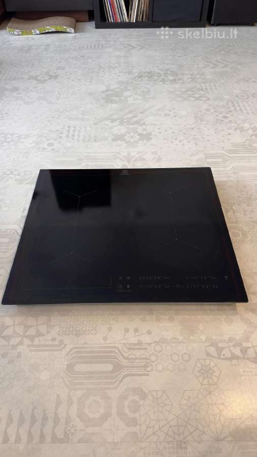 Indukcinė kaitlentė Electrolux civ634