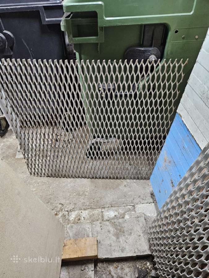 Metalo ploštės