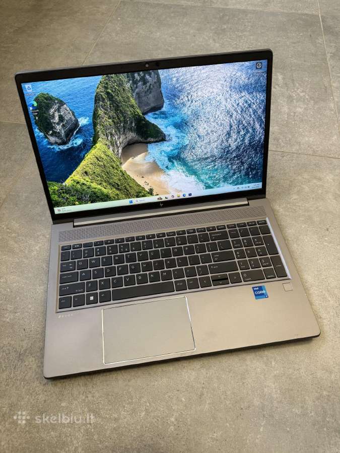 Hp Zbook Power 15.6 G8 i7-11800h / 16gb / 512ssd