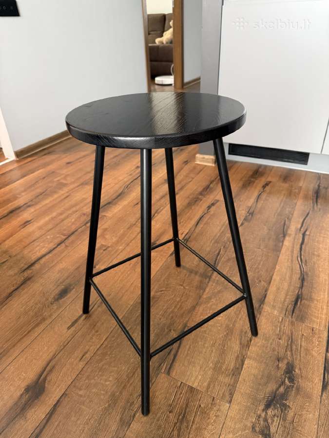Loft Black pusbario (65cm) taburetė