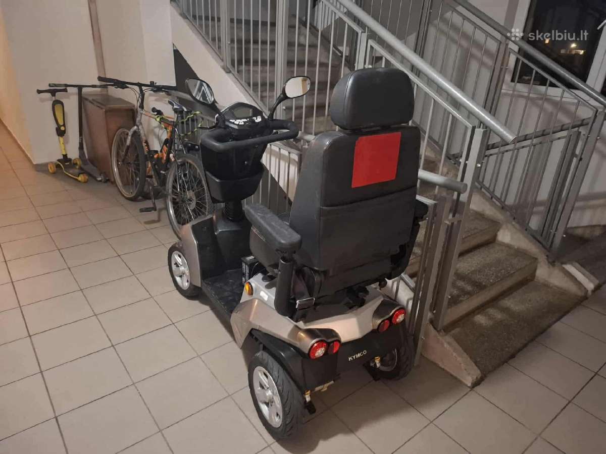 Parduodu tvarkingą skuterį Kymco - nuotraukos Nr. 2