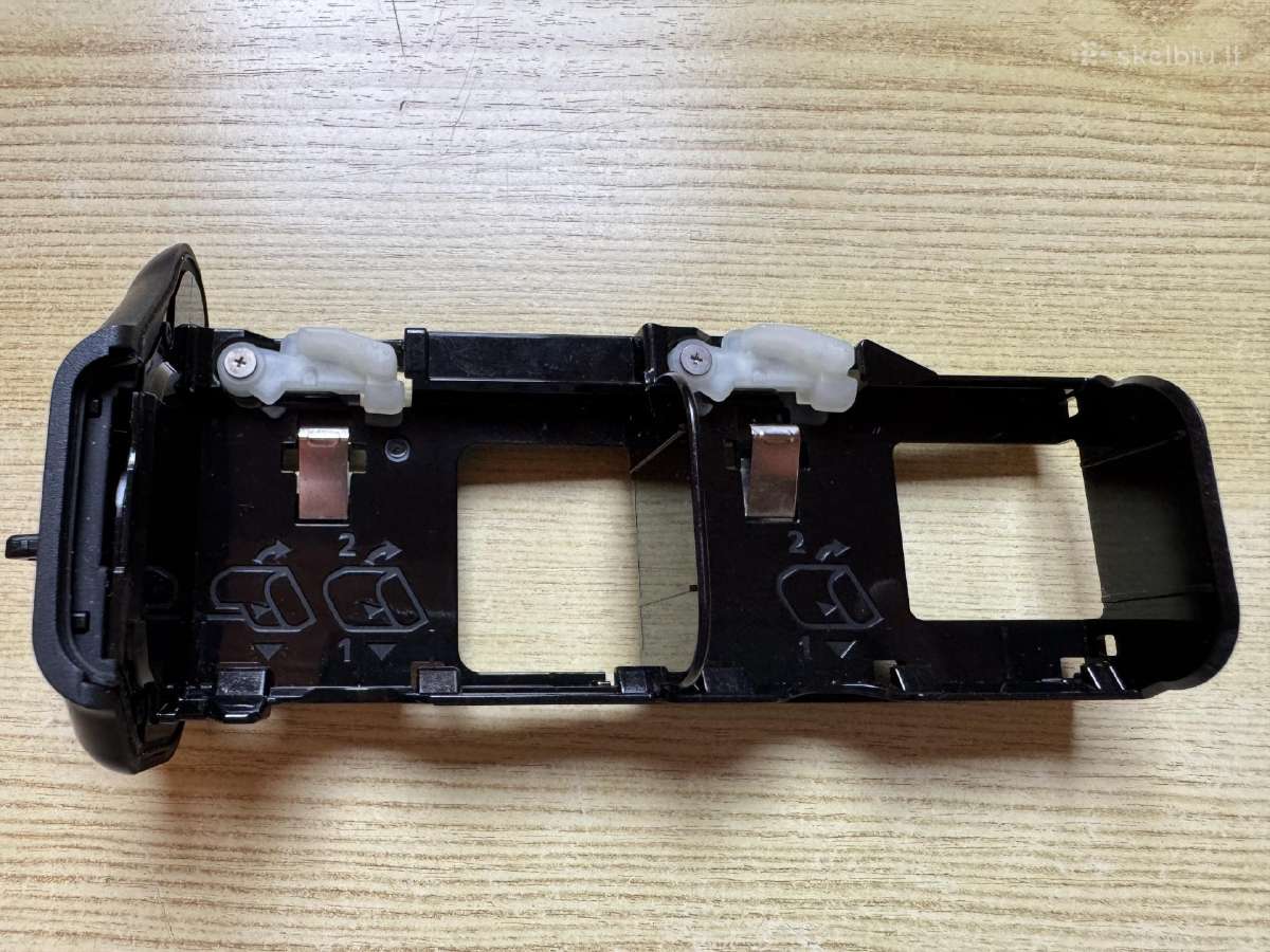 Canon Bg-r20 Battery Grip - nuotraukos Nr. 10