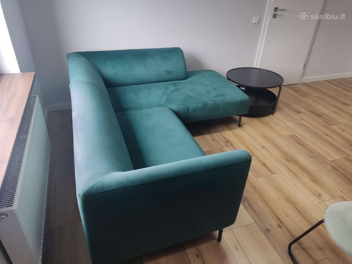 Sofa kampas geros būklės, be miegojimo dalies